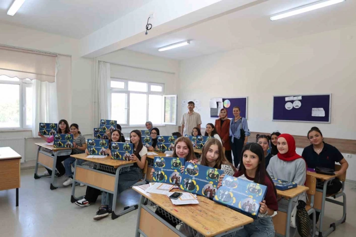 Kayseride 315 bin öğrenci karne aldı
