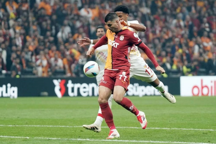 Kayserispor Süper Lig serüvenine devam edecek
