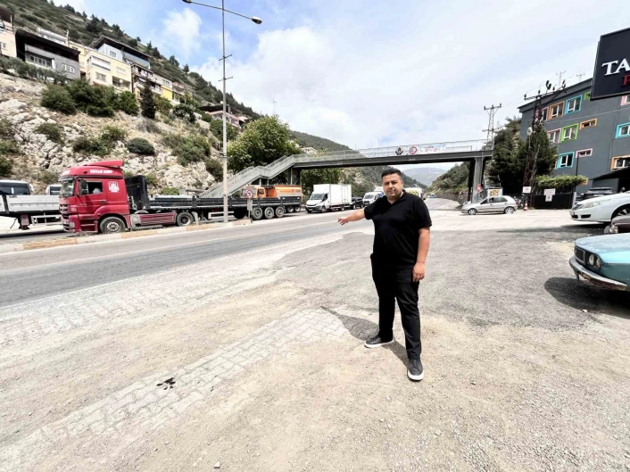 kaza kavşağına vatandaşlar çözüm bekliyor
