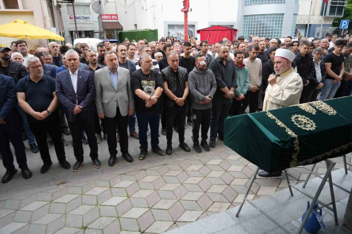 Kazdağlarındaki kazada ölen Off Road Kulübü kurucu başkanı son yolculuğuna uğurlandı