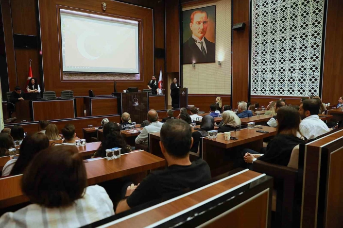 Keçiören Belediyesi personeline Siber Suçlarla Mücadele eğitimi
