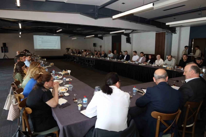 Kocaelinin 12 ilçesinin imar konuları masaya yatırıldı
