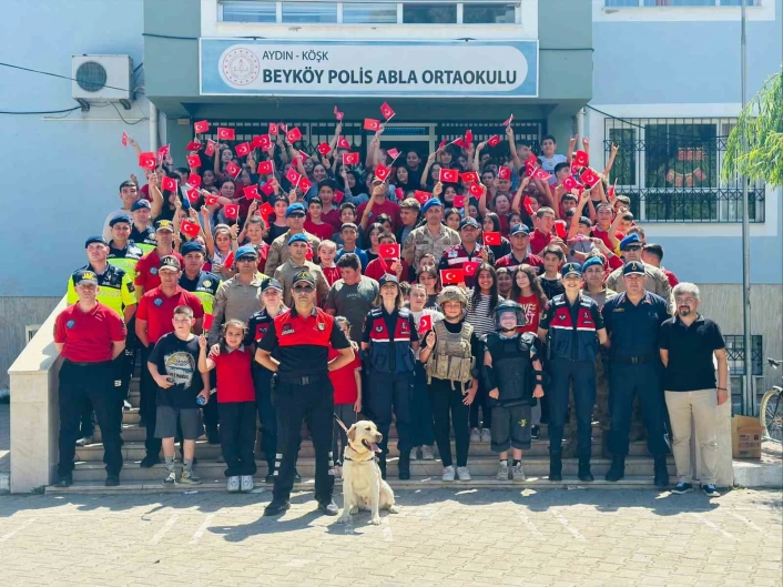 Köşkte öğrencilere siber zorbalık anlatıldı
