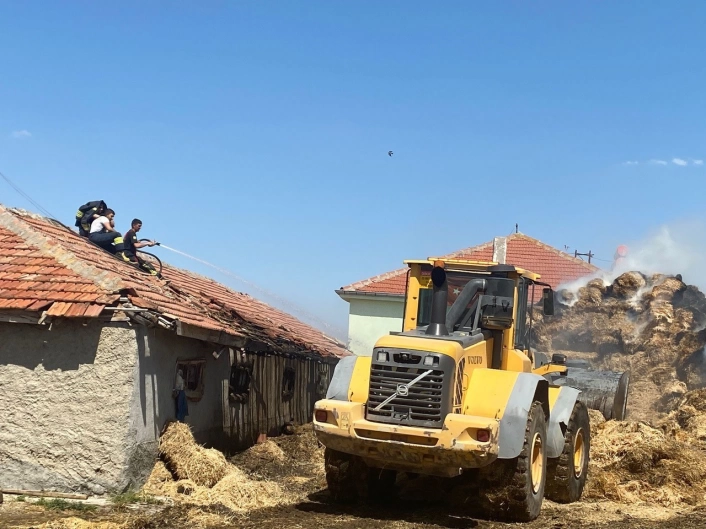 Kuluda saman balyası yangını
