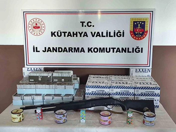 Kütahyada kaçak sigara operasyonu
