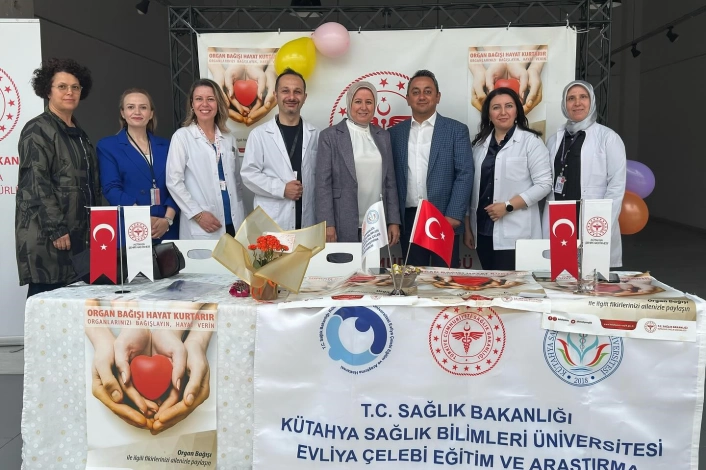 Kütahyada organ bağışı farkındalık standı
