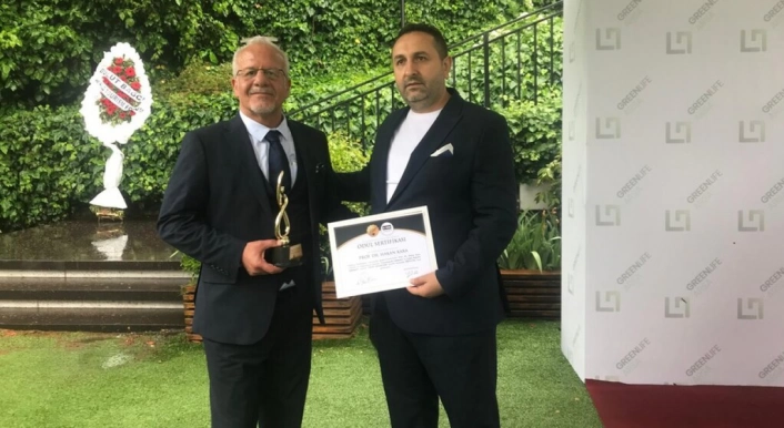 Kütahyada Prof. Dr. Hakan Karaya 