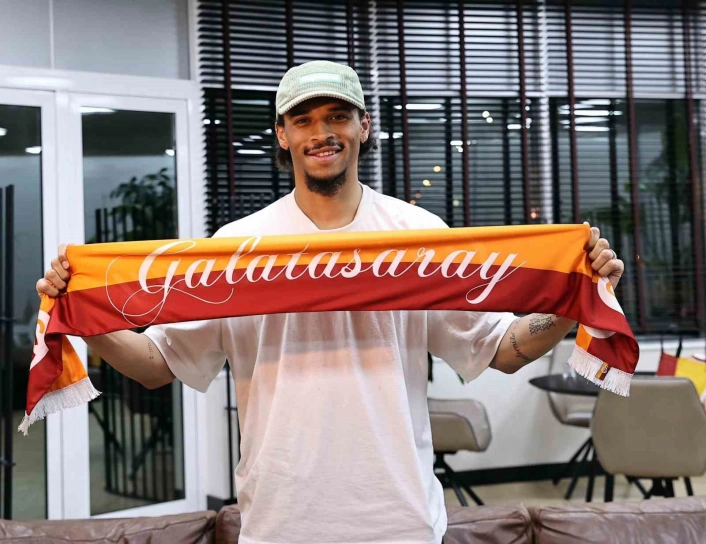 Leroy Sane, Galatasarayın 10. Alman futbolcusu oldu
