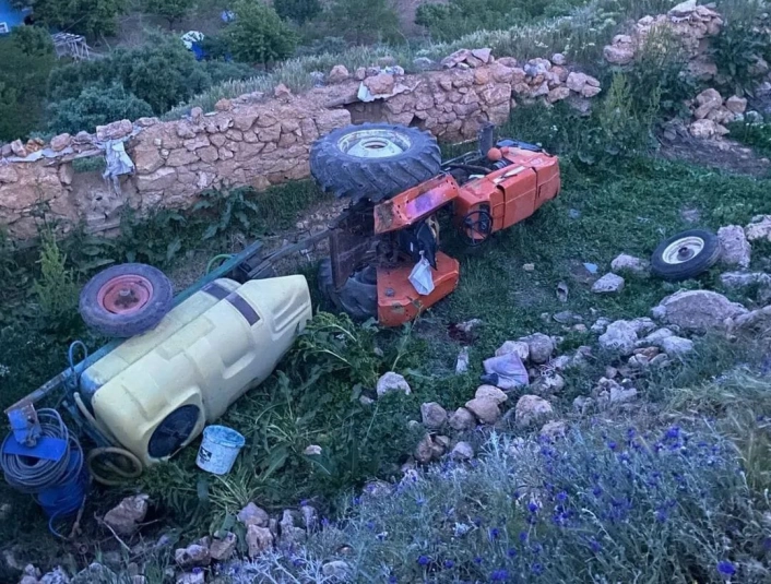 Malatyada devrilen traktörün sürücü hayatını kaybetti
