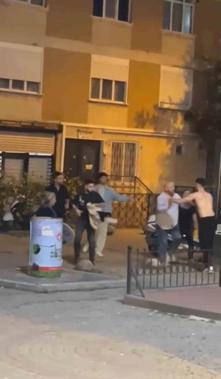 Maltepede iki grup arasında kavga: Sandalyeler havada uçuştu
