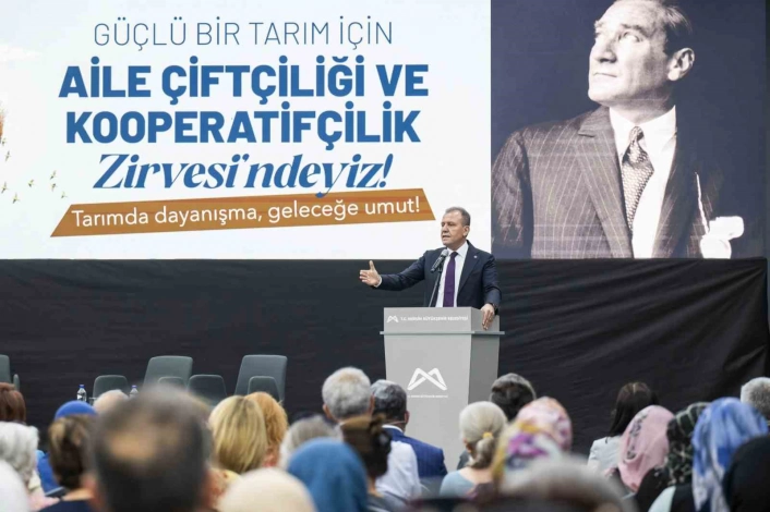 Mersinde Aile Çiftçiliği ve Kooperatifçilik Zirvesi düzenlendi

