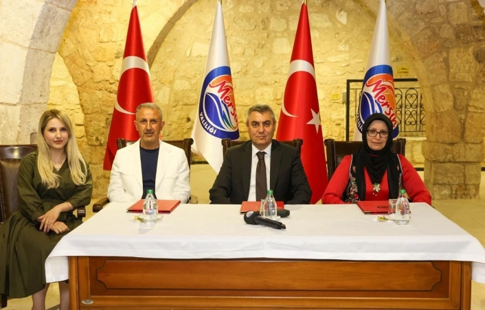 Mersinde hayırsever iş insanında eğitime okul desteği
