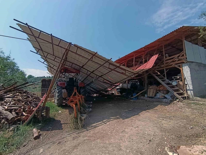 Muğla'da Şiddetli Yağış ve Dolu Felaketi