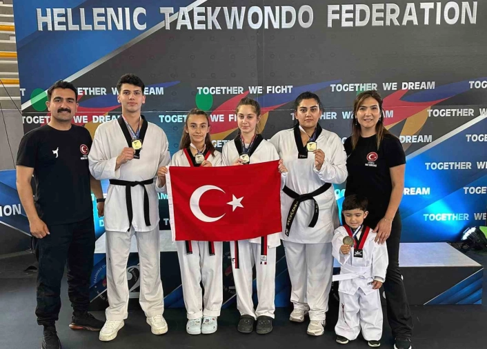 Muğlalı Tekvandocuların Yunanistanda madalya gururu
