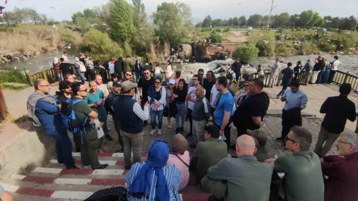 Muradiye şelalesi ile balık bendi ziyaretçilerini ağırlıyor
