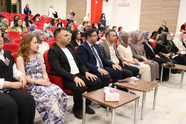 Muştaki öğrenci yurtlarında mezuniyet coşkusu
