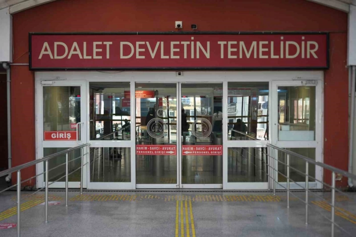 Oğlu tarafından bıçaklanan anne: 