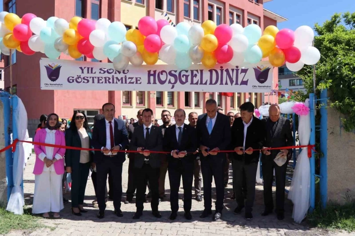 Oltu Nene Hatun Mesleki ve Teknik Anadolu Lisesinden yıl sonu sergisi
