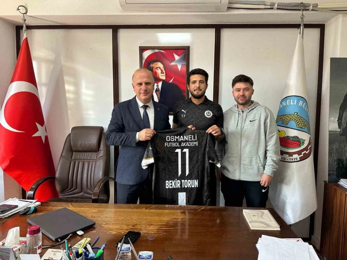 Osmaneli Akademi Spor Kulübüden Başkan Toruna ziyaret
