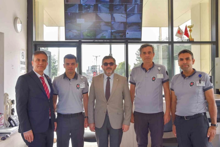 Rektör Kaplancıklı, güvenlik görevlileriyle bir araya geldi
