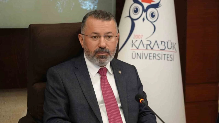 Rektör Kırışık: 