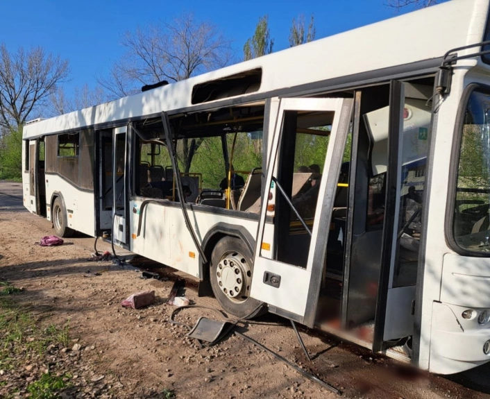 Rusya, Ukraynada sivilleri taşıyan otobüsü vurdu: 9 ölü, 30 yaralı
