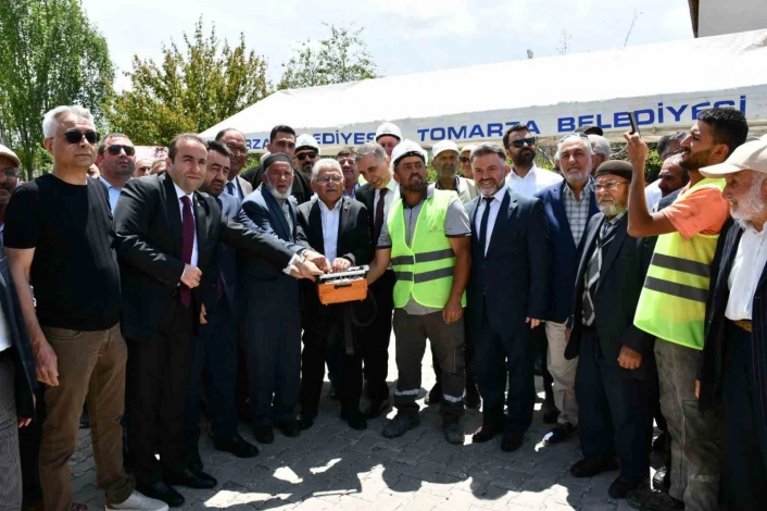 Salihler Camiinin temeli atıldı
