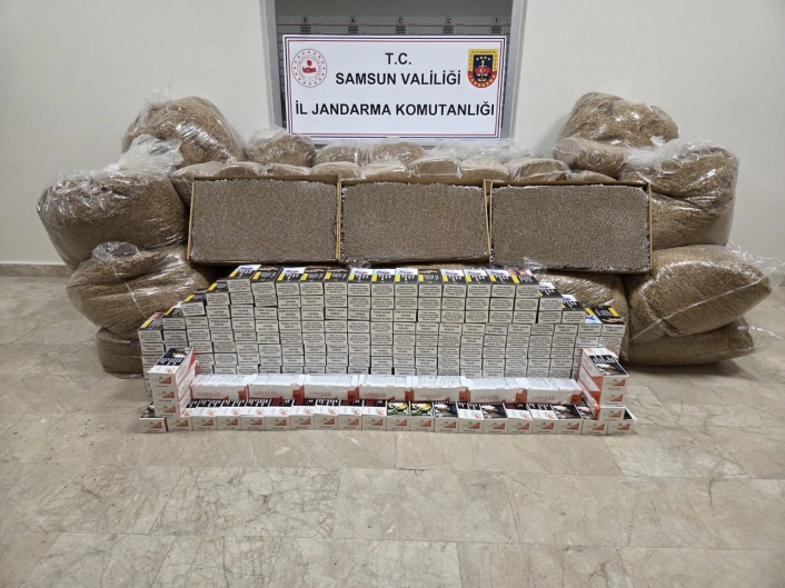 Samsunda 1 ton kaçak tütün ve 60 bin dolu makaron ele geçirildi
