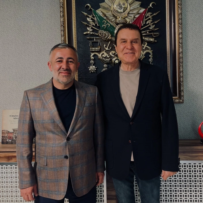 Sanatçı Kökler ile Başkan Yıldırım bir araya geldi
