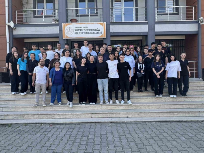 Şehit Sacit Olcay Kabaklıoğlu Tarım Lisesinde okul tanıtımı ve hayır yemeği düzenlendi
