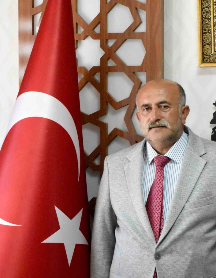 Şenkaya Belediye Başkanı Özcandan 15 Temmuz mesajı; 