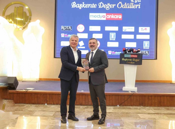 Sincan Belediye Başkanı Murat Ercana bir ödül daha
