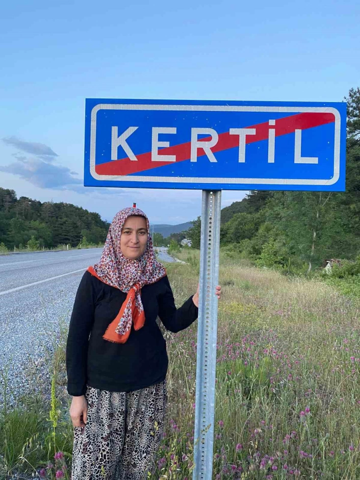 Sındırgı Kertilde kadın muhtar adayı kazandı
