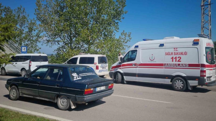 Sinopta üst geçitte intihar girişimi
