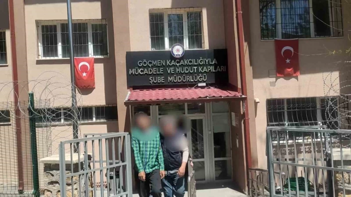 Sivasta göçmen kaçakçılığına geçit yok: 6 kişi tutuklandı
