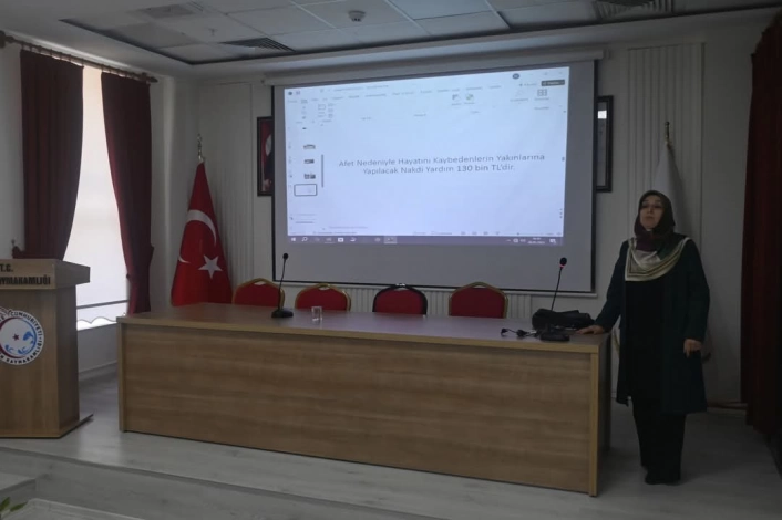 Sivasta muhtarlar ve personel, afete karşı bilinçlendirildi
