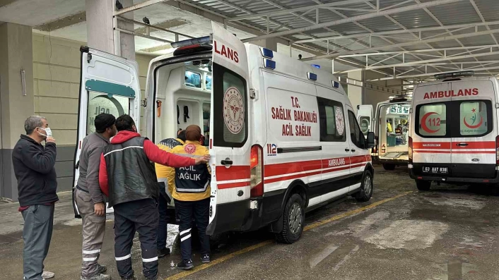Siverekte tırın çarptığı yaşlı kadın hayatını kaybetti
