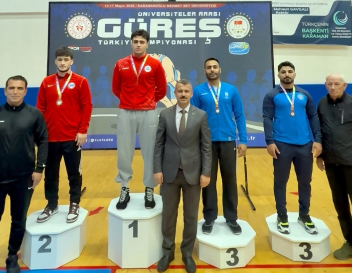 SUBÜden güreşte gümüş madalya geldi
