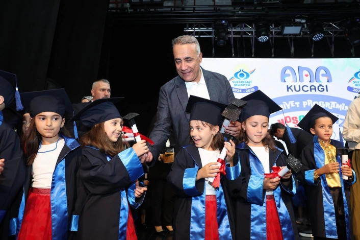 Sultangazi Belediyesi Ana Kucağında mezuniyet heyecanı

