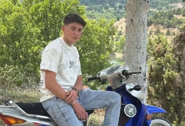 Tavşanlıda iş kazasında hayatını kaybeden genç için gözyaşları sel oldu
