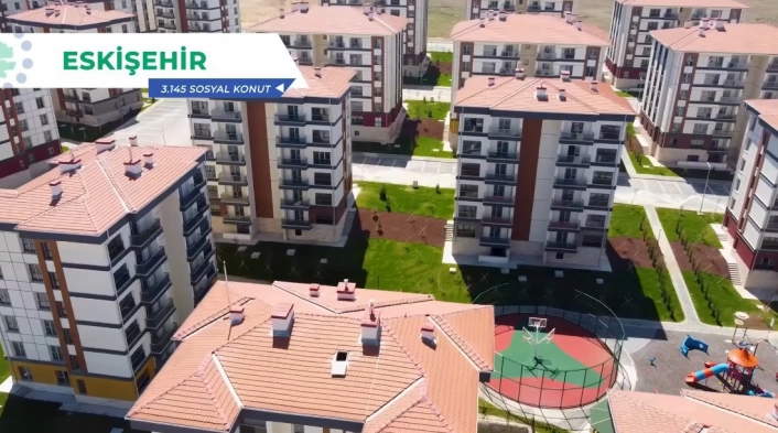 TOKİnin yaptığı 3 bin 145 konutun anahtar teslimleri sürüyor
