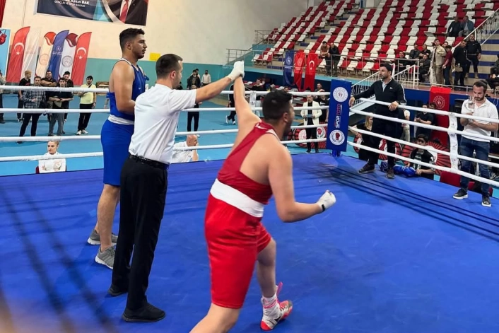 Türkiye Boks Şampiyonasında büyük başarı
