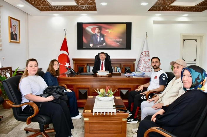 Türkiye Taekwondo Şampiyonasında altın madalya kazandı
