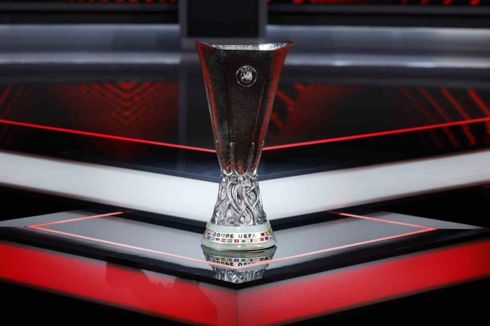 UEFA Avrupa Liginde finalistler belli oluyor
