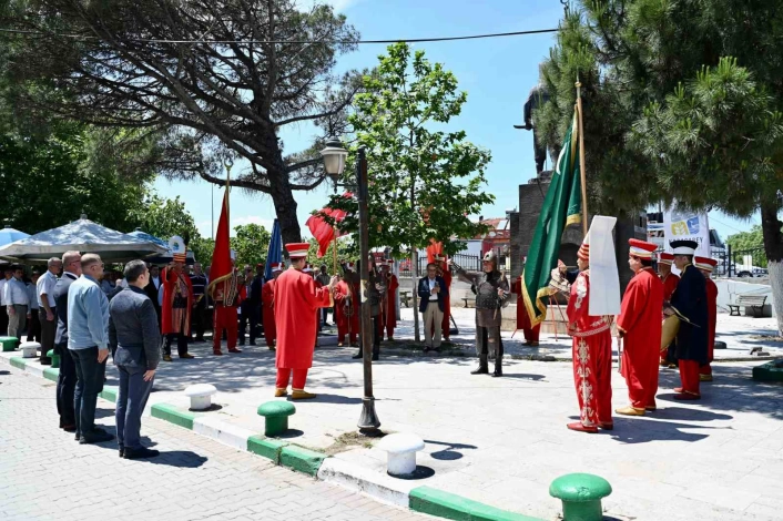 Ulubatlı Hasan memleketi Uluabatta törenle anıldı
