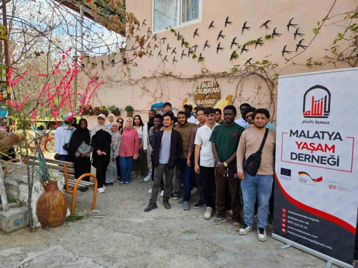 Uluslararası öğrenciler Darendede Türk kültürünü keşfetti
