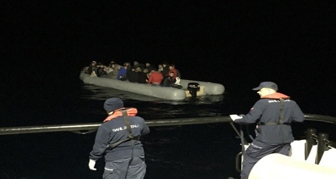Umut yolcusu 132 düzensiz göçmen yakalandı