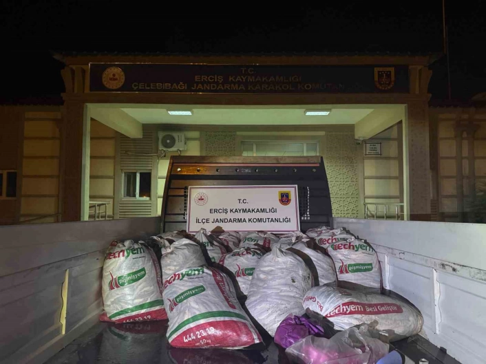 Vanda kaçak balık avlayan 16 kişiye 205 bin 360 lira idari para cezası uygulandı
