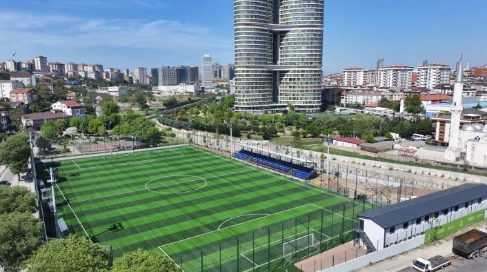 Yenisahra Stadı yenilendi, Ataşehirde spor altyapısı güçlendi
